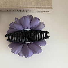 Female 2025 Hot Sale Flowers Black Hair Claws Fashion Chic Graceful Customized in Stock Bulk Order Holiday Hairpins Accessories