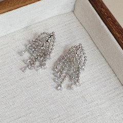 Fashion Elegant Flowers Trendy Stylish Drop Earrings for Girls Dainty Glamorous Jewelry for Women Ladies Accessories Supplier