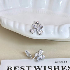 Women Hot Sale New Design Flower Shape Small Clip-on Earring Fashion Charms Luxurious Dainty Bulk Jewelry Accessories for Daily