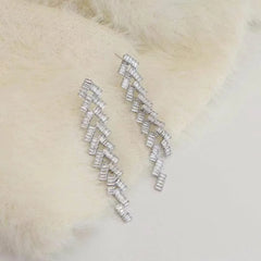 Women Wheat Spike-shaped Irregular Drop Earring Fashion Sparking Luxurious Glamorous Wholesale Jewelry Accessories for Causal