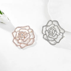 Fashion Glitter Rhinestone Sweet Floral Brooches for Girls Stylish Elegant Sparking Pins Jewelry for Women Ladies Accessories
