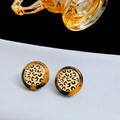 Women Creative Design Amber Color Small Mini Stud Earring Fashion Elegant Lightweight Bulk Order Jewelry Accessories for Daily