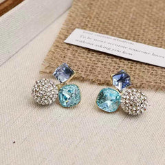 Fashion Glitter Rhinestone Stud Earrings for Girls Glamorous Luxury Jewelry for Women Ladies Accessories Bijuterias Wholesale
