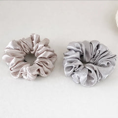Elegant Satin Hair Ties Silver Pearl Beads Scrunchies High-end Fashion Hair Accessories for Women Girls Hair Bands Wholesale