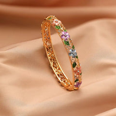 Fashion Trendy Stylish Dainty Bangles for Girls Flower Floral Luxurious Jewellry for Women Ladies Accessories Chinese Supplier