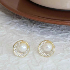 Fashion Elegant Simple Imitation Pearl Stud Earrings for Girls Sweet Classic Jewellry for Women Ladies Accessories Wholesale