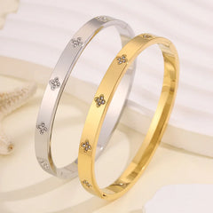 Stainless Steel Bangle Bracelets Simple Four Leaf Clover Design with Crystal Elegant Fashion Jewelry Women Accessories Wholesale