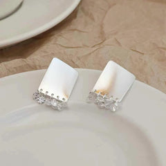 Simple Art Deco Minimalistic Elegant Fashion Drop Earrings for Girls Heart Shaped Popular Jewelry for Women Ladies Accessories