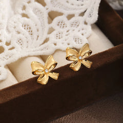 Fashion Bowknot Butterfly 18K Gold Plated Stud Earrings for Girls Simple Classic Minimalistic Jewelry for Women Ladies Wholesale