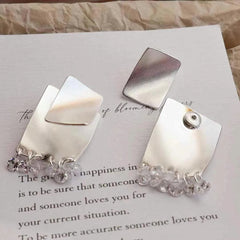Simple Art Deco Minimalistic Elegant Fashion Drop Earrings for Girls Heart Shaped Popular Jewelry for Women Ladies Accessories