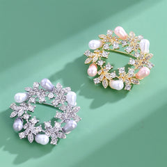 Fashion Glitter Rhinestone Sparking Brooches for Girls Glamorous Charms Pins Jewelry for Women Ladies Accessories Wholesale