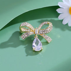 Fashion Bowknot Classic Elegant Rhinestone Glitter Brooches for Girls Stylish Simple Pins Jewelry for Women Ladies Accessories