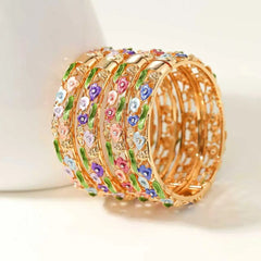 Fashion Trendy Stylish Elegant Vintage Charms Bangles for Girls Bold Dainty Jewelry for Women Lady Accessories Chinese Supplier