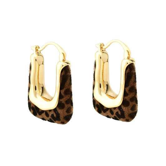 Women's Trendy Vintage Earrings U-shaped Style Velvet Leopard Print Earrings Elegant Personalized Fashionable Earrings Wholesale