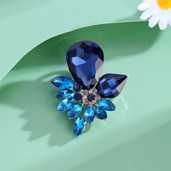 Fashion Glitter Sparkle Luxury Sweet Brooches for Girls Trendy Stylish Charms Pins Jewelry for Women Lady Accessories Wholesale