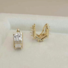 Fashion Simple Glitter Stud Earrings for Girls Clip on Elegant Minimalistic Jewelry for Women Lady Accessories Chinese Supplier