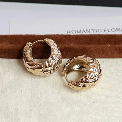 Fashion Simple Minimalistic Classic Hoop Earrings for Girls Elegant Glamorous Charms Jewelry for Women Ladies Accessories Chic