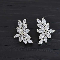 Charms Fashion Glitter Simple Rhinestone for Girls Elegant Luxury Jewelry for Women Lady Accessories Wholesale Chinese Supplier