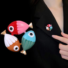 Fashion Sweet Fish Animals Trendy Brooches for Girls Stylish Cute Pins Jewelry for Women Ladies Accessories Wholesale Kawaii