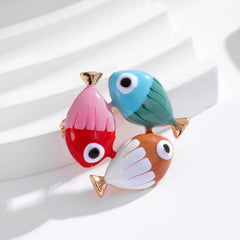 Fashion Sweet Fish Animals Trendy Brooches for Girls Stylish Cute Pins Jewelry for Women Ladies Accessories Wholesale Kawaii