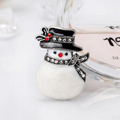 Fashion Simple Rhinestone Glitter Snowman Sweet Brooches for Girls Trendy Minimaliatic Pins Jewelry for Women Ladies Accessories
