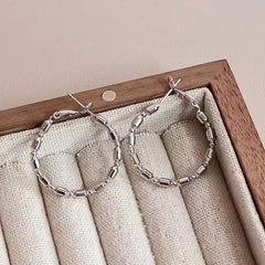 Fashion Trendy Elegant Classic Hoop Earrings for Girls Sweet Minimalistic Jewelry for Women Ladies Accessories Chinese Supplier