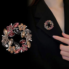 Fashion Glitter Flowers Floral Sweet Brooches for Girls Trendy Stylish Rhinestone Sparkle Jewelry for Women Ladies Accessories