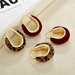 Retro Leopard Print Earrings Flocked U-shaped Wine Red Ear Buckles Trendy High-end Stylish Women Ear Jewelry Bulk Autumn Winter