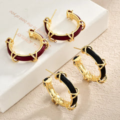 C-shaped Leather Hoop Earrings Women Black Red Round Statement Stud Earrings Fashion Vintage Style Ear Jewelry Gift Wholesale