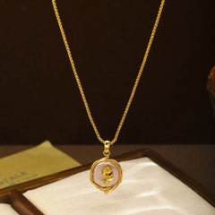 Girls Chain Freshwater Pearl Copper Alloy Necklace Factory Price Low MOQ in Stock Charms Fashion Elegant for Women Causal Daily