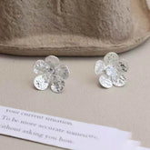 Ladies Flower Shape Small Stud Earring Sequined Fashion Elegant Glamorous Wholesale High Quality Jewelry Accessories for Street