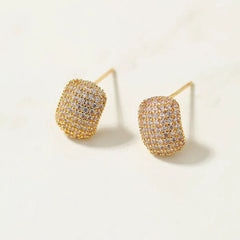 Trendy Stylish Fashion Elegant Heart Shaped Stud Earrings for Girls Simple Classic Jewelry for Women Ladies Accessories Chic