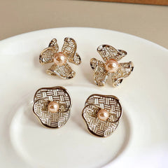 Fashion Vintage Luxury Trendy Imitation Pearl Stud Earrings for Girls Sweet Stylish Fine Jewelry for Women Ladies Accessories