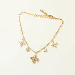 Fashion Luxury Trendy Elegant Bracelets for Girls Glamorous Heart Shaped Jewellry for Women Ladies Accessories Chinese Supplier