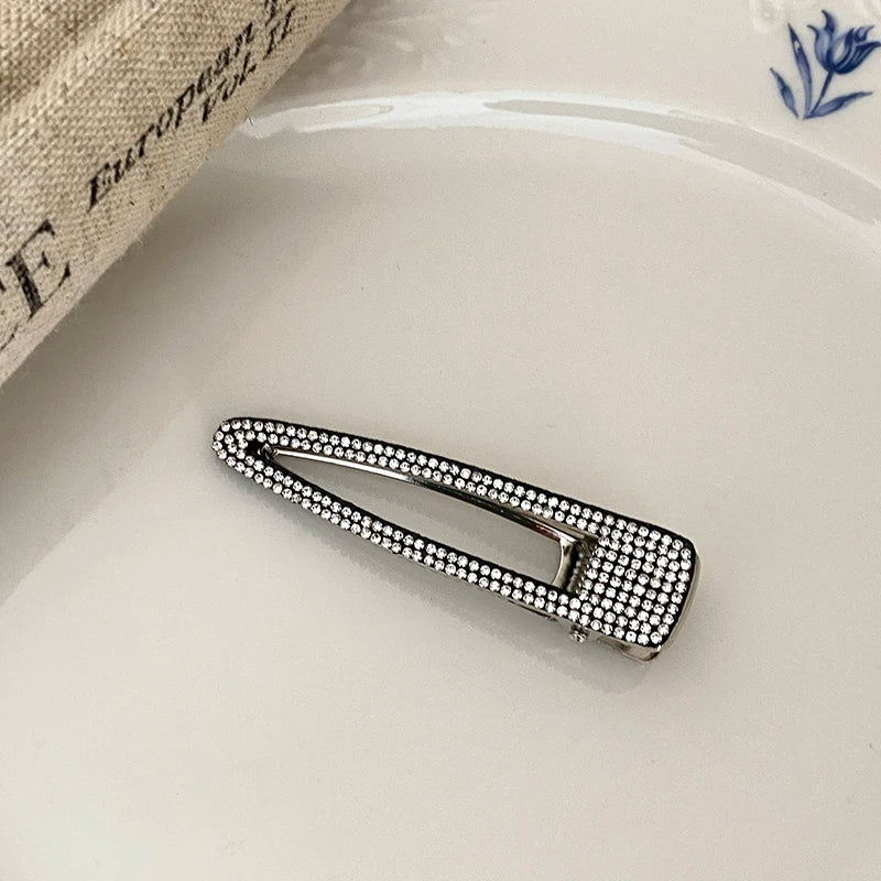 Female Hot Sale Rhinestone Small Alligator Clip Fashion Chic Sparking Glitter Customized Bulk Order in Stock Hair Clip Accessory