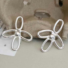 Simple Fashion Stylish Bold Designer Stud Drop Earrings for Girls Elegant Graceful Art Deco Jewelry for Women Ladies Accessories