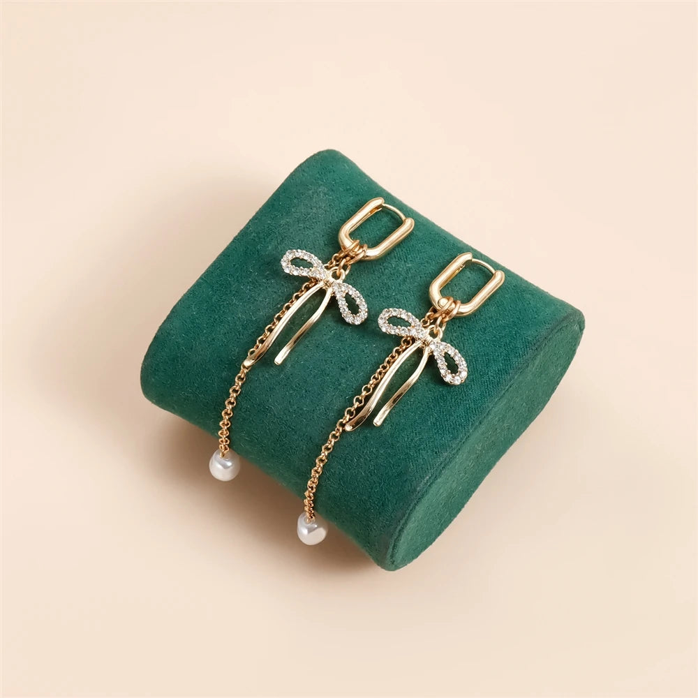 Fashion Bowknot Imitation Pearl Glitter Drop Earrings for Girls Sweet Elegant Glamorous Jewelry for Women Ladies Accessories
