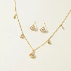 Fashion Refined Sweet Elegant Necklaces for Girls Dainty Glamorous Luxury Stud Earrings Jewelry Sets for Women Lady Accessories