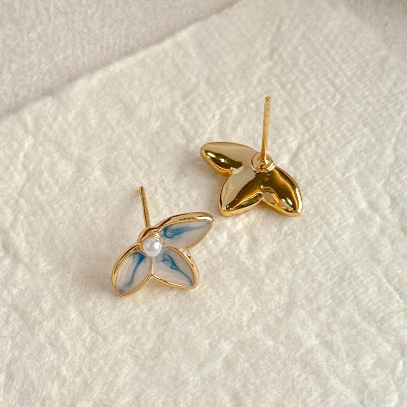 Fashion Flower Copper 18K Gold Plated S925 Silver Stud Earrings for Girls Freshwater Pearl Jewelry for Women Ladies Wholesale