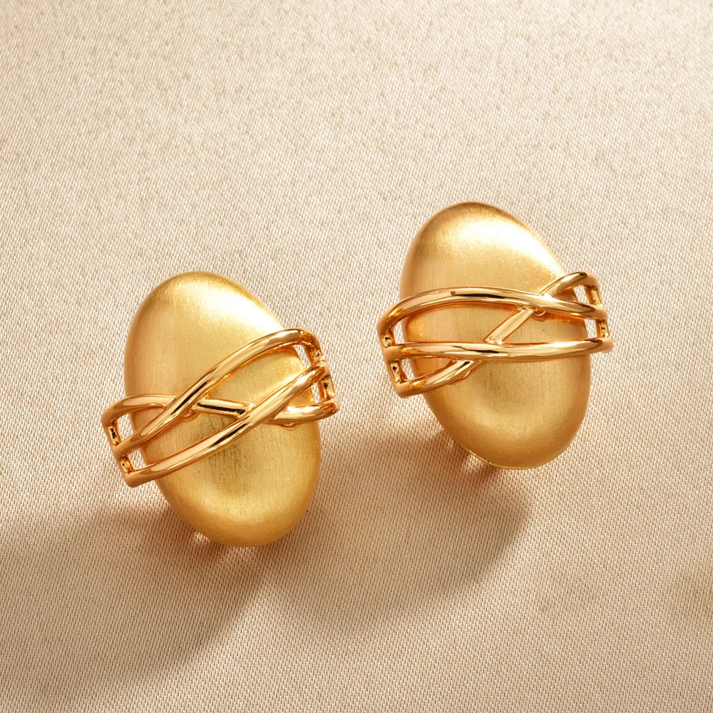 Female Niche Fashion Stud Earrings Geometric Wrapped Brushed-look Earrings for Women High-end Elegant Fashion Earrings Wholesale