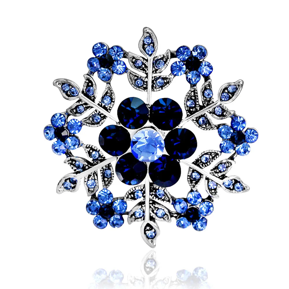 Fashion Glitter Rhinestone Elegant Sweet Brooches for Girls Stylish Pins Jewelry for Women Ladies Accessories New Design Chic