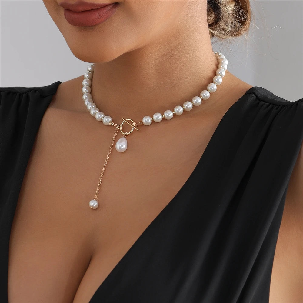 Fashion Elegant French Style Imitation Pearl Necklaces for Girls Sweet Glamorous Charms Jewelry for Women Ladies Accessories