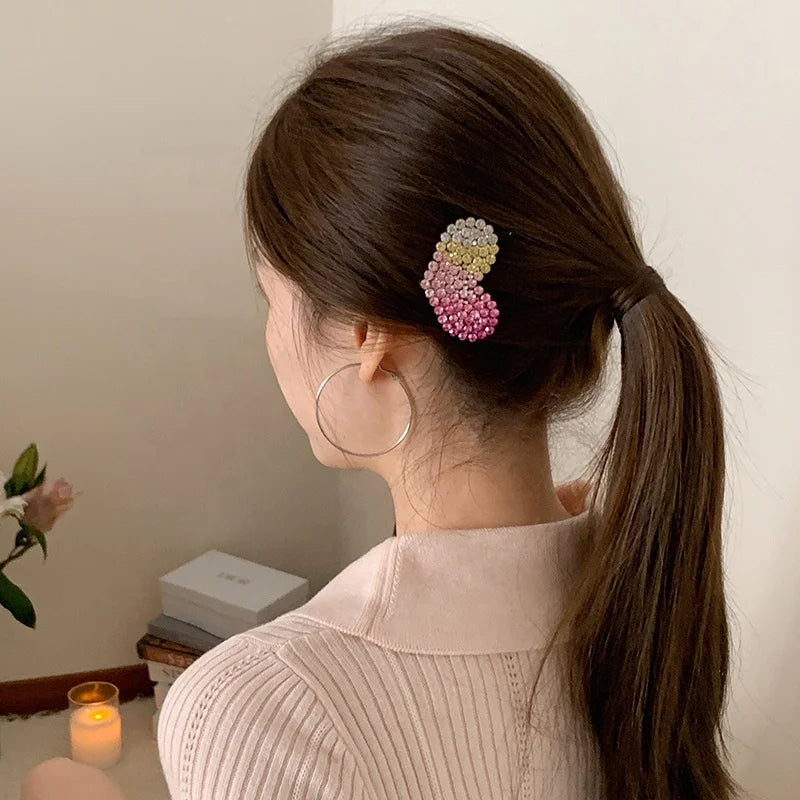 Ladies Colorful Heart-Shaped Snap Clips Chic Sweet Trendy Glitter Sparking Rhinestone in Stock Hair Clips Accessory for Women