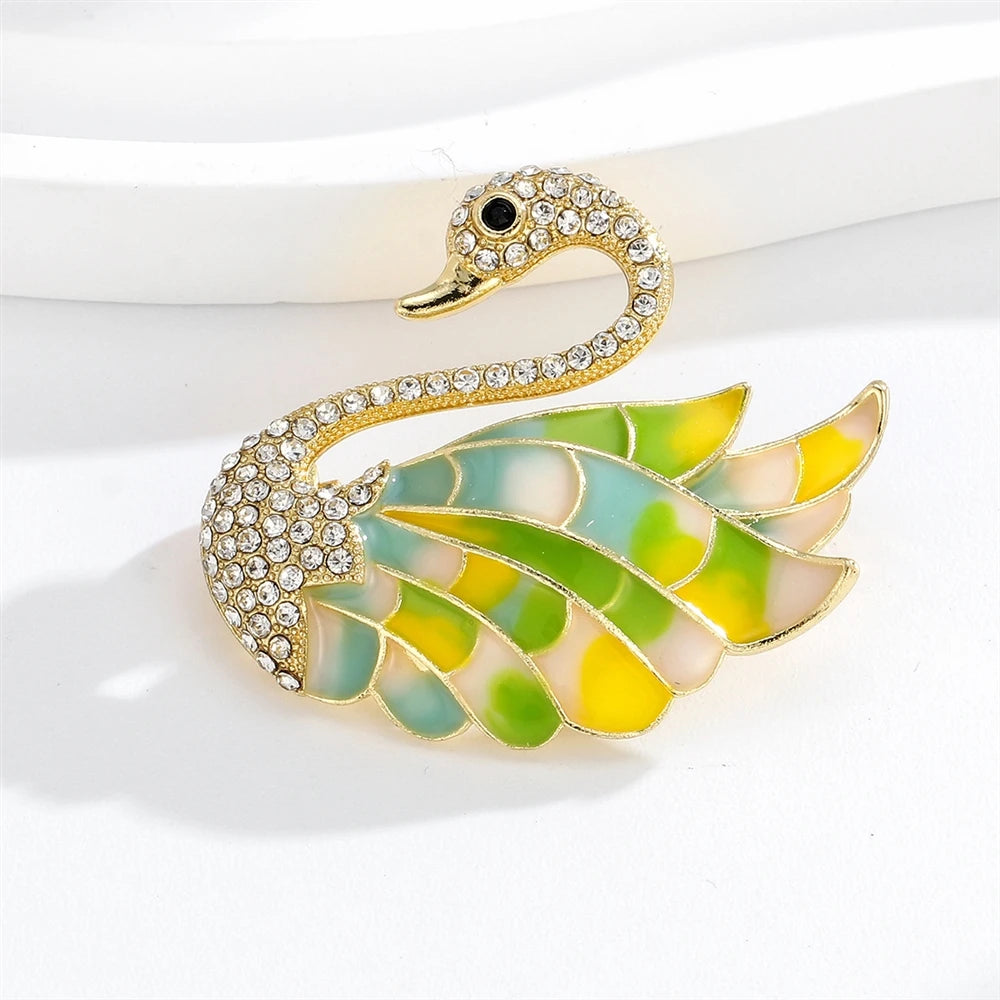 Fashion Sweet Swan Elegant Sweet Brooches for Girls Stylish Glamorous Charms Pins Jewelry for Women Ladies Accessories Wholesale