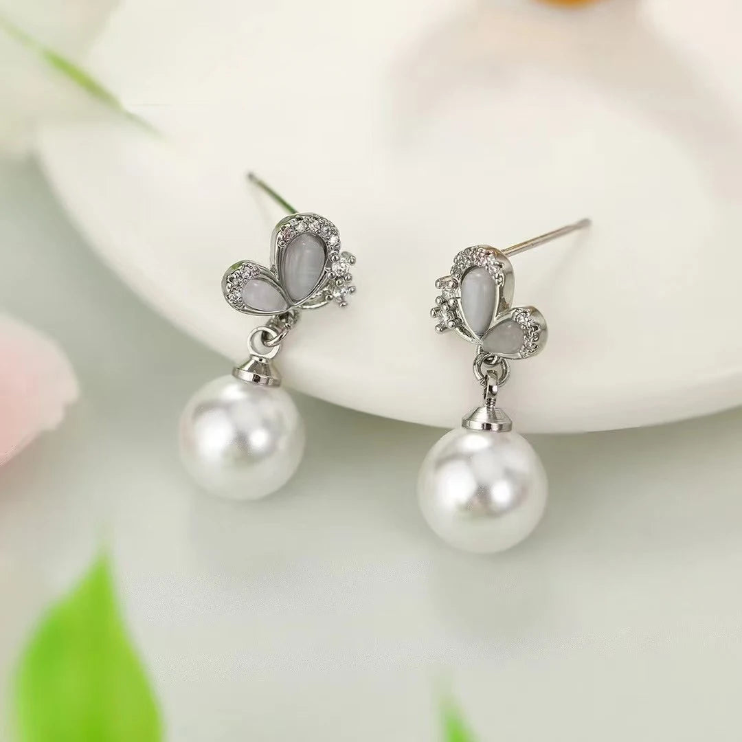 Fashion Butterfly Imitation Pearl Drop Earrings for Girls Sweet Bowknot Dainty Jewelry for Women Ladies Accessories Wholesale