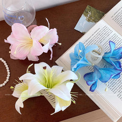 Elegant Large Lily Flower Hair Claw Clips for Women and Girls Fashionable Exaggerated Hair Accessories Cute Daily Accessory