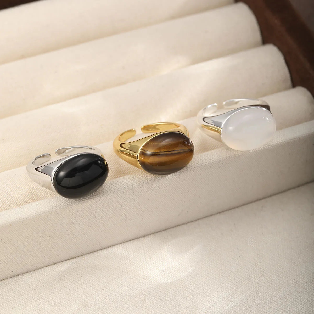 Fashion Simple Minimalistic Rings for Girls Trendy Stylish Elegant Jewelry for Women Ladies Wholesale China Manufacturer Bulk