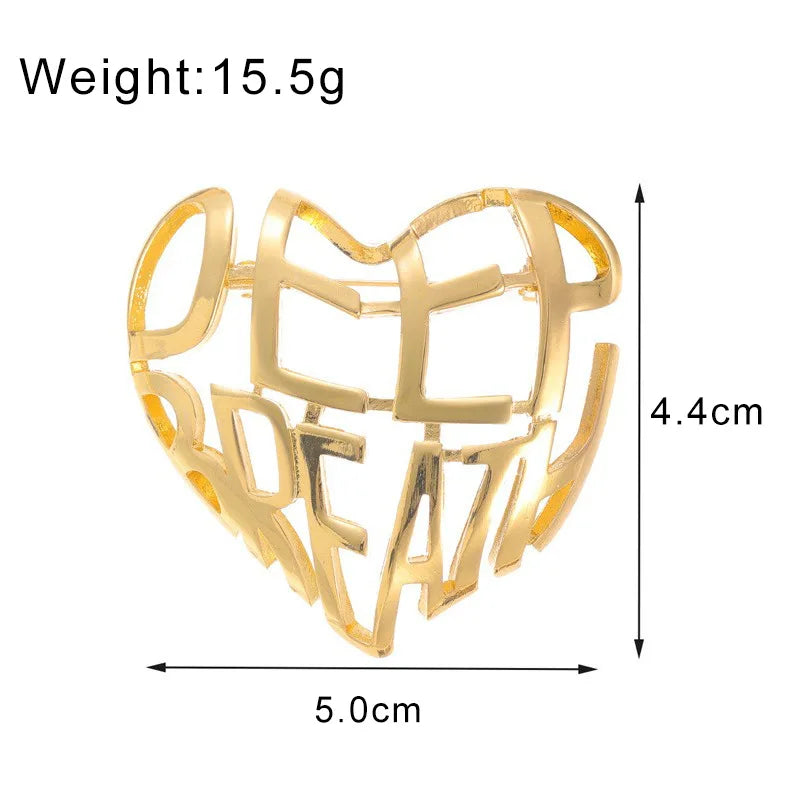 Fashion Simple Heart Shaped Sweet Brooches for Girls Cute Minimalistic Pins Jewelry for Women Ladies Accessories New Design