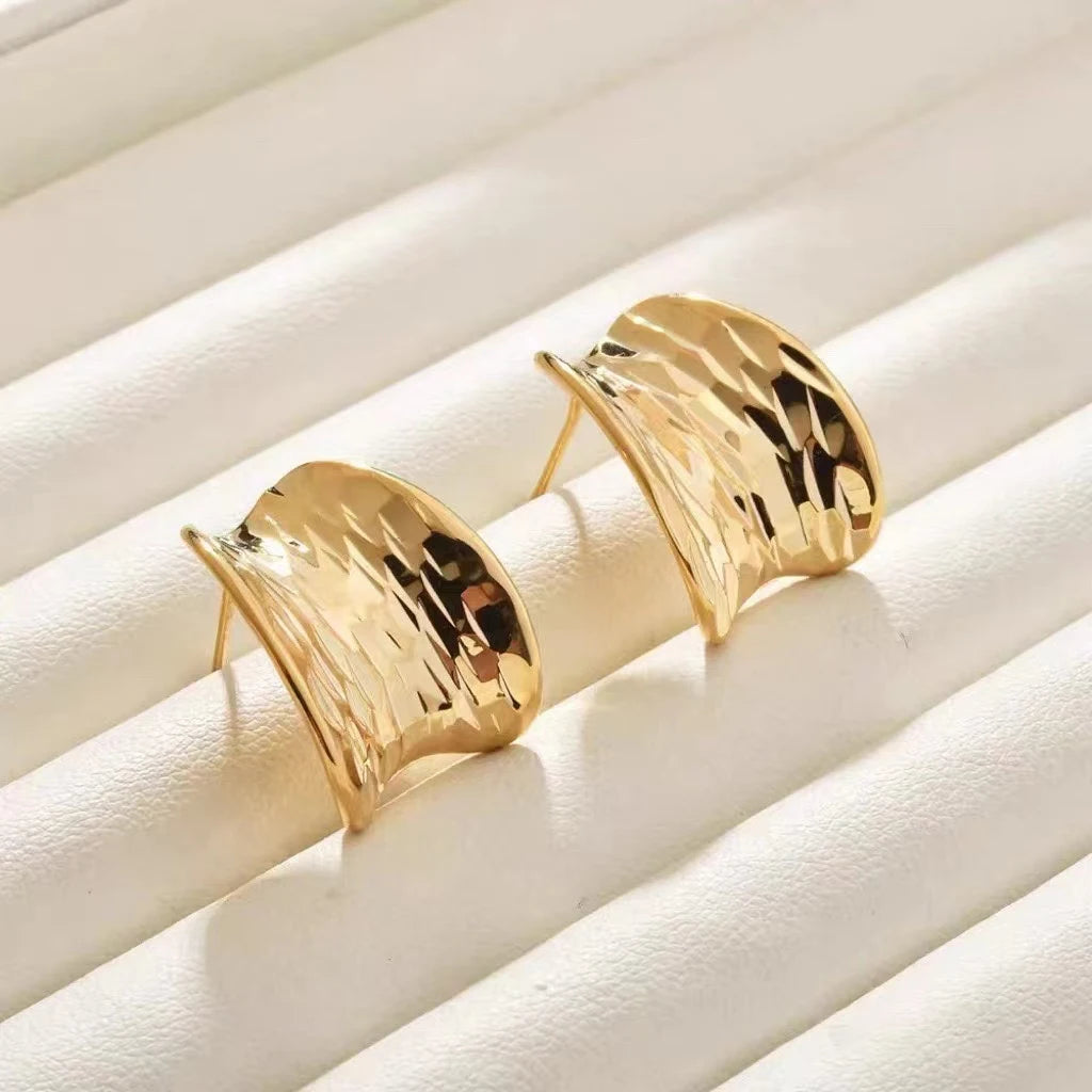 Fashion Simple Minimalistic Art Deco Hoop Earrings for Girls Classic Dainty Fine Jewelry for Women Ladies Accessories Wholesale