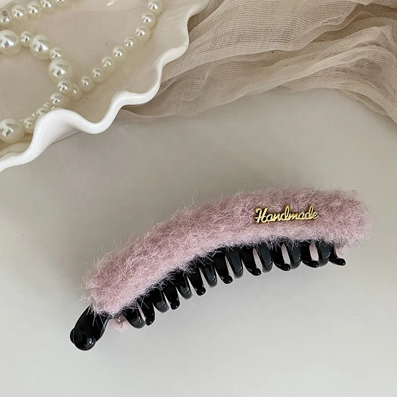 Solid Color Fashion Fluffy Fur Hair Clips for Girls Cute Sweet Elegant Banana Clips for Women Ladies Hair Accessories in Stock